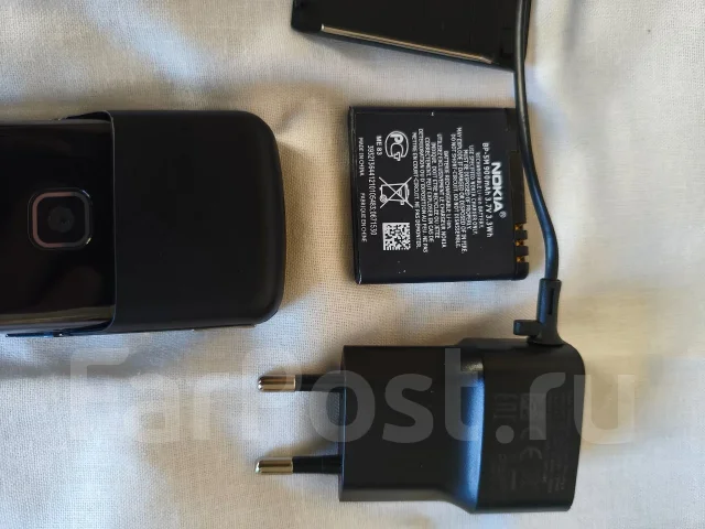 Nokia 8600 Luna. �/�, �� 8 ��, 3G ����