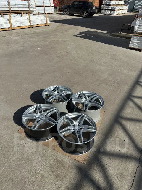 AVS Model 5. 8.0/10.0x18", 5x114.3, ET45/30, �� 60,1���. ����