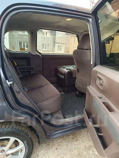 Toyota Spade. �������, ��������, 1.5 (109��.�.), ������, 165����. �� ����