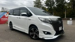 Toyota Esquire. ��������, ��������, 1.8 (99��.�.), ������, 126 000����. �� ����