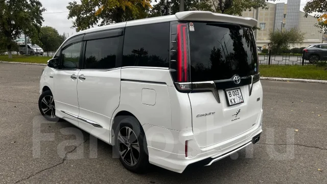 Toyota Esquire. ��������, ��������, 1.8 (99��.�.), ������, 126 000����. ��. ��� ����� �� ���� ����