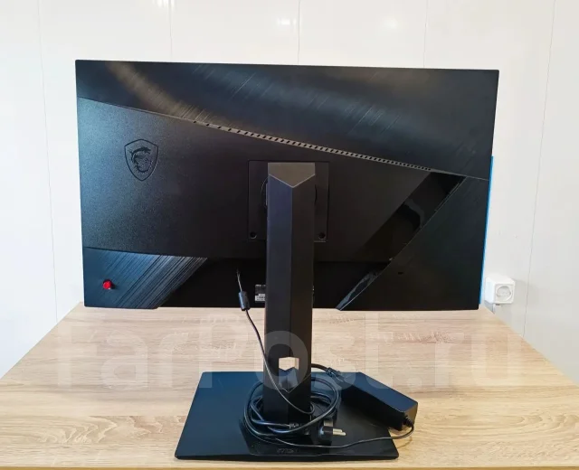 MSI. 27", ���������� �� (LCD, LED, QLED) ����