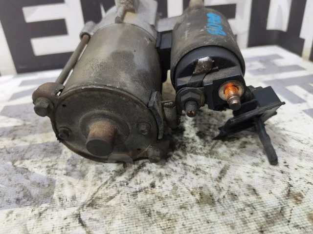 ������� Ford Focus 2 qqdb 5M5T11000BC ����