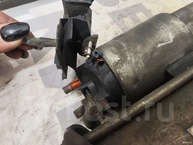 ������� Ford Focus 2 qqdb 5M5T11000BC ����