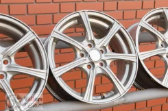 �-Wheels