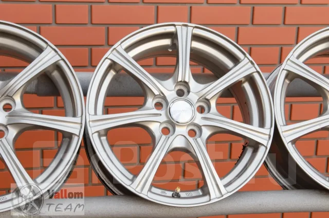 �-Wheels