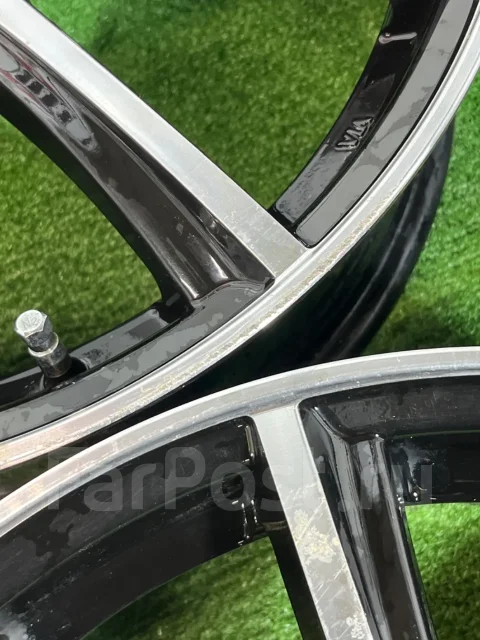 MOMO Reds Drone. 7.0x18", 5x114.3, ET48, �� 67,1���. ����