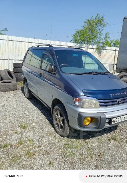 Toyota Town Ace Noah. �������, 4wd, 2.0 (140��.�.), ������, 303����. �� ����
