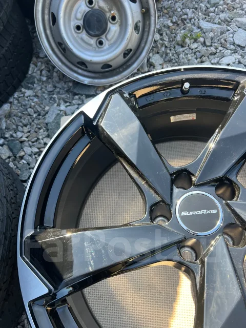 Axis. 8.5x20", 5x112, ET2 ����
