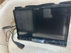Alpine X800 ����