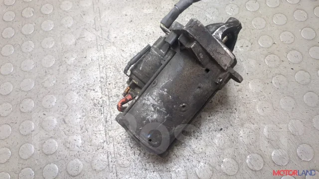 ������� Renault Laguna 3 2007-2015 21472647 8200568535 ����