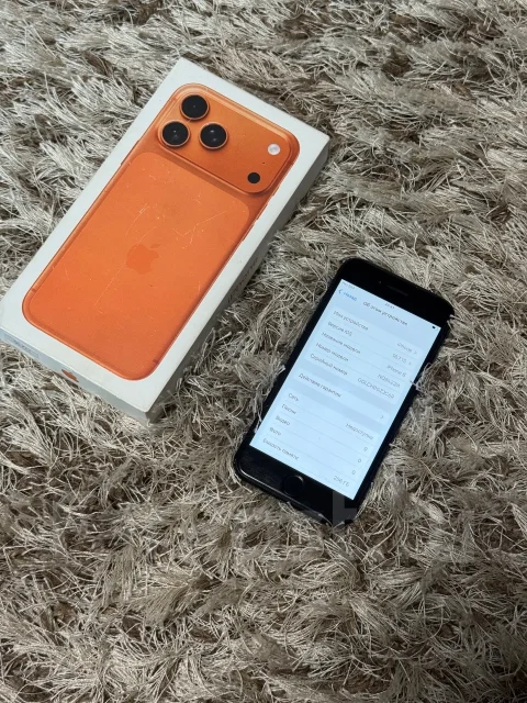 Apple iPhone 8. �/�, 256 ��, ������, 3G, 4G LTE, 5G, NFC ����