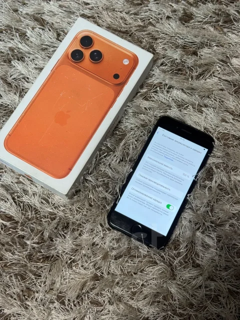 Apple iPhone 8. �/�, 256 ��, ������, 3G, 4G LTE, 5G, NFC ����