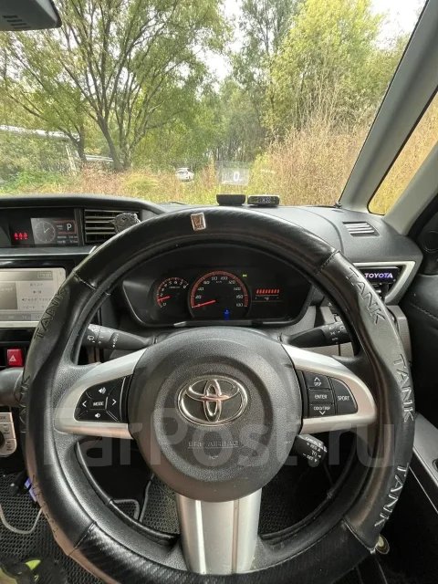 Toyota Tank. ��������, ��������, 1.0 (98��.�.), ������, 132 000����. �� ����