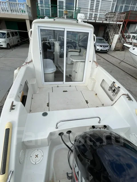 Nissan. 1993 ���, ����� 8��., ��������� ���������, 200��.�., ������ ����