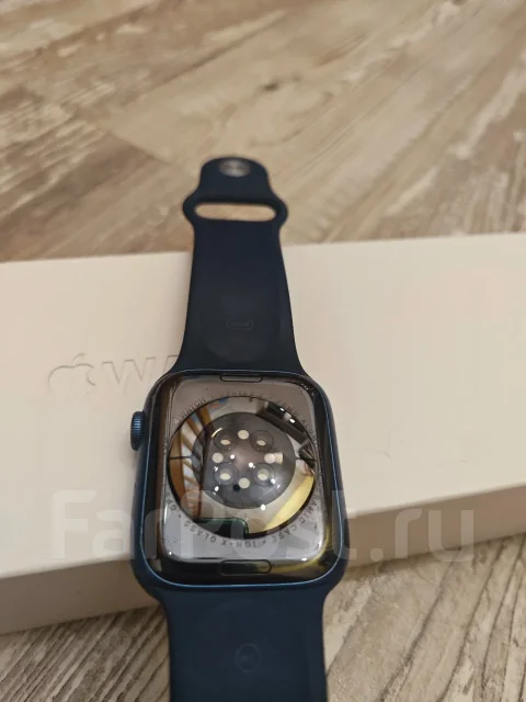 Apple Watch Series 7. GPS, IP67 ����