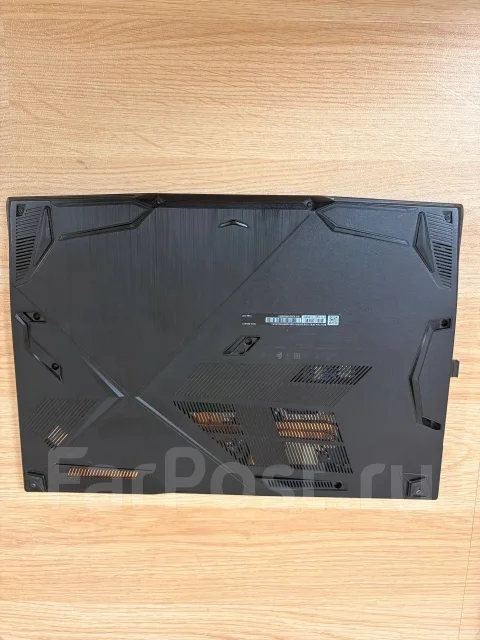 MSI Thin GF63 12VE. 15.6", 2����, ��� 16 ��, ���� 512���, WiFi: 1, Bluetooth: 1, ����������� �� 2��. ����