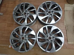 Nissan. x18" ����