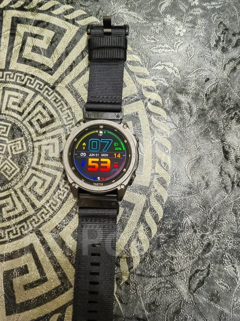 Garmin Tactix 8 ����