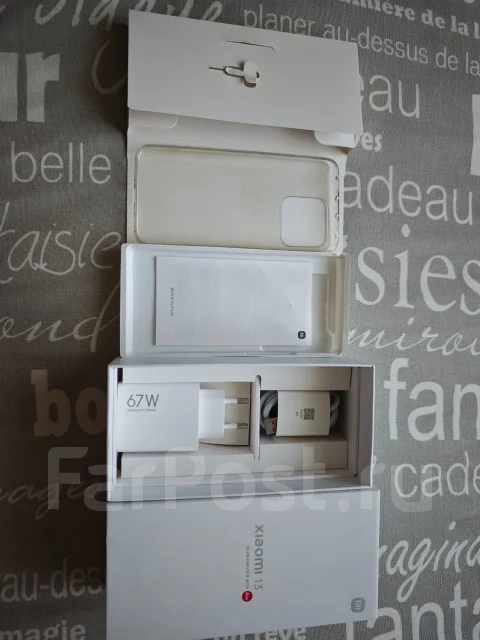 Xiaomi 13. �/�, 512 ��, �������, NFC, eSIM, ������� �������, ������������ ������� ����