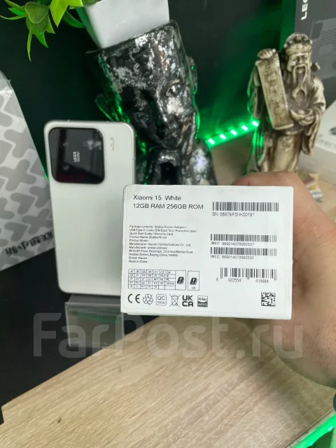 Xiaomi 15. �/�, 256 ��, �����, 3G, 4G LTE, 5G, Dual-SIM ����
