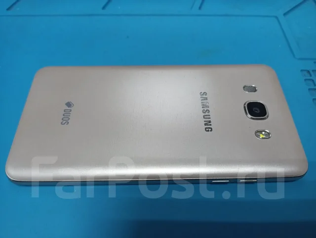Samsung Galaxy J7 2016. �/�, 16 ��, �������, 3G, 4G LTE, Dual-SIM, NFC ����