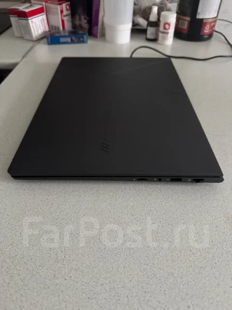 Machcreator One R6. 16", 2,3����, ��� 16 ��, ���� 512���, WiFi: 1, Bluetooth: 1, ����������� �� 4��. ����