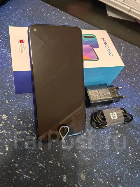 Honor 9C. �����, 64 �� ����