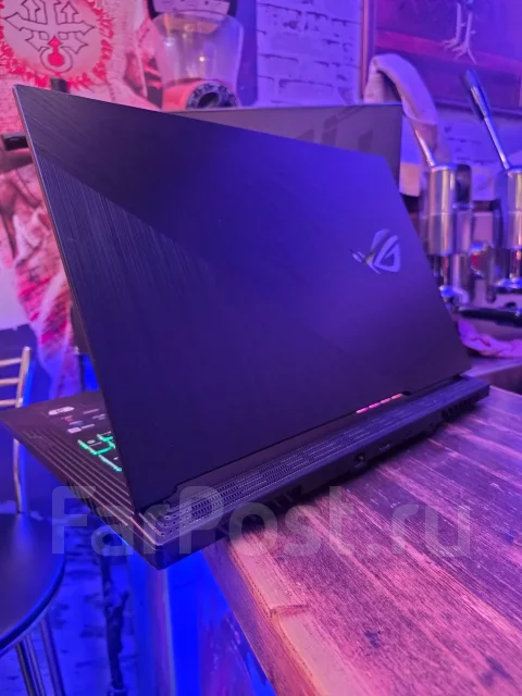 Asus ROG Strix. 17.3", ��� 16 ��, ���� 512���, WiFi: 1, Bluetooth: 1, ����������� �� 3��. ����