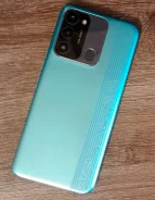 Tecno Spark 8C. �/�, 64 ��, ���������, 3G, 4G LTE, Dual-SIM ����