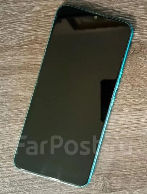 Tecno Spark 8C. �/�, 64 ��, ���������, 3G, 4G LTE, Dual-SIM ����