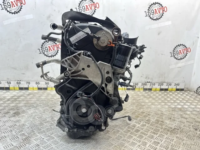 ��������� Volkswagen Passat 2012 06J100034T B7 CCZB 06J100034T ����