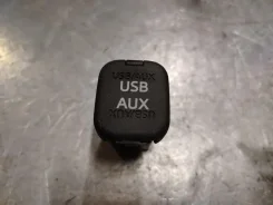 ������ AUX, USB Mazda 6 (2013-) KD45669U0 KD45669U0 ����
