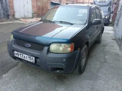 Ford Escape. 1KA ����