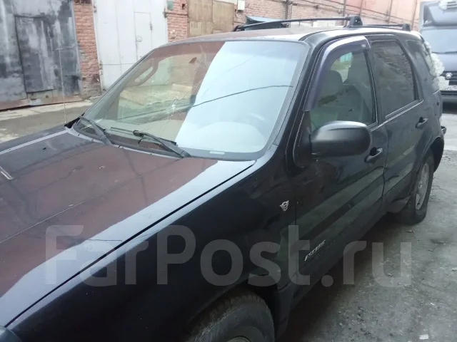 Ford Escape. 1KA ����