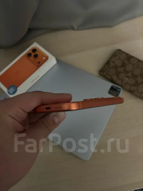 Apple iPhone 17 Pro. �/�, 256 ��, ���������, eSIM ����