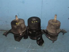 ������� ��������� Toyota Camry 1236136111 ASV50 2AR FE 1236136111 ����