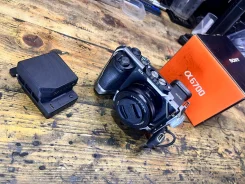 Sony Alpha ILCE-6700 Kit ����