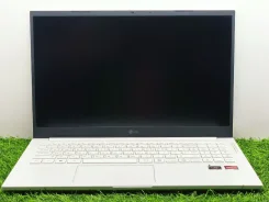 LG. 15.6", ��� 8 ��, ���� 512���, WiFi: 1, Bluetooth: 1 ����