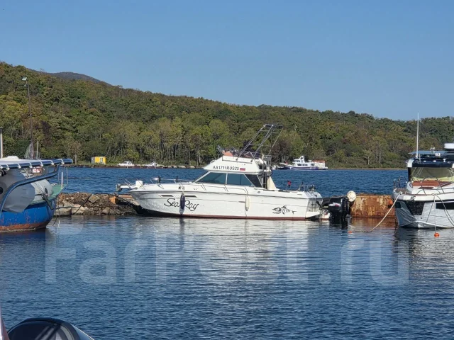 Searay. 1993 ���, ����� 8��., ��������� ���������, 280��.�., ������ ����