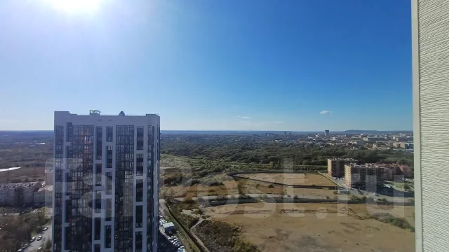2-���������, ����� ���������� �������� 44. ����������, ���������, 66,8���.��., 25/25 ���� ����