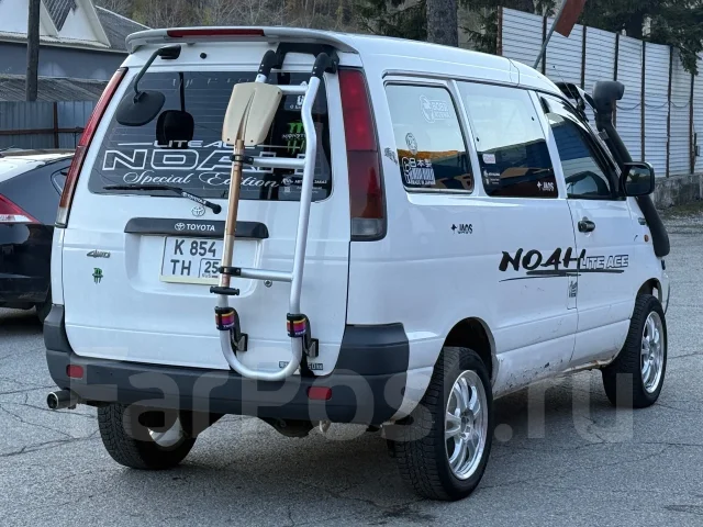 Toyota Lite Ace Noah. ��������, 4wd, 2.0 (73��.�.), ������, 430����. �� ����