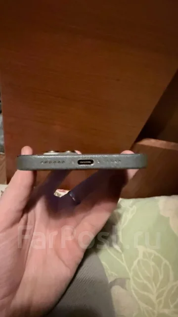 Apple iPhone 16 Pro Max. �/�, 1 ��, �������, eSIM ����
