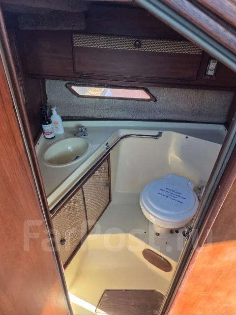 Searay. 1993 ���, ����� 8��., ��������� ���������, 280��.�., ������ ����
