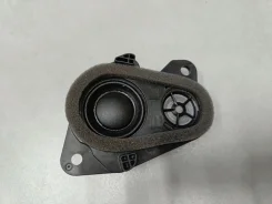 ������� � ������� Toyota RAV 4 2019- [8615042040] 8615042040 ����