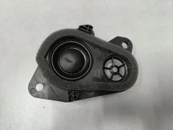 ������� � ������� Toyota RAV 4 2019- [8615042040] 8615042040 ����