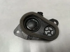 ������� � ������� Toyota RAV 4 2019- [8615042040] 8615042040 ����
