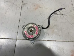�������� ����������� Subaru Forester 2 SG 45131FE000 45131FE000 ����