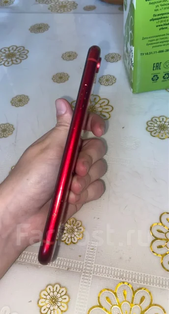 Apple iPhone Xr. �/�, 128 ��, �������, 4G LTE ����