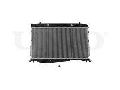 �������� ���������� ��������� Chevrolet Epica (V250) 05- UNIO RAD-10010 RAD10010 ����